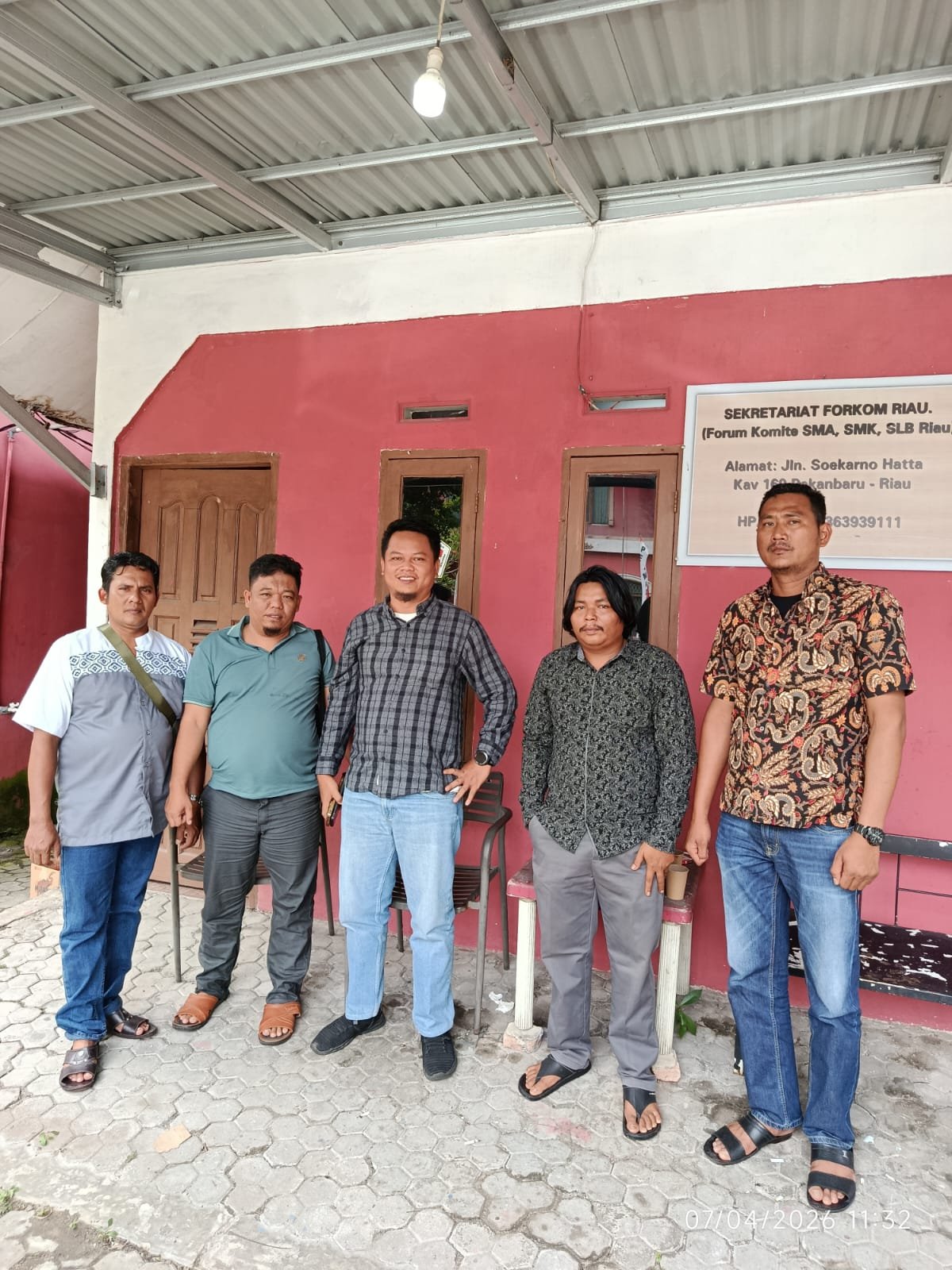 Lubuk Gaung Meraung, Warga Dumai Adu Nasib ke Walhi dan Jikalahari